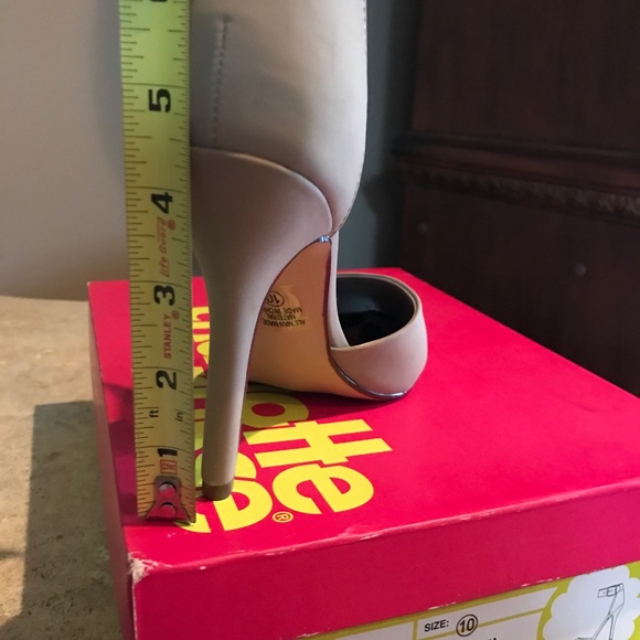 Nude point toe heel - Picture 5 of 5