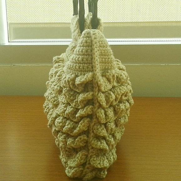 Crochet Raffle Purse - Picture 3 of 4