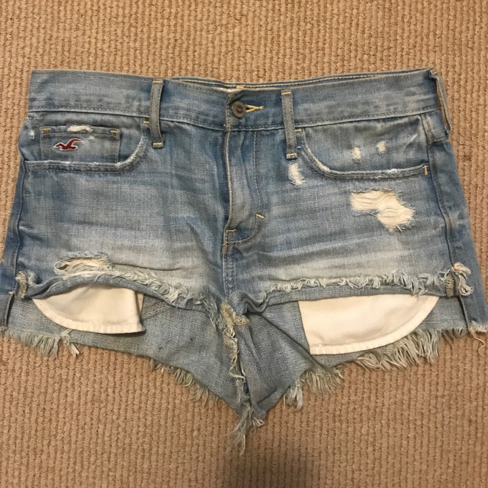 Mid rise Hollister shorts