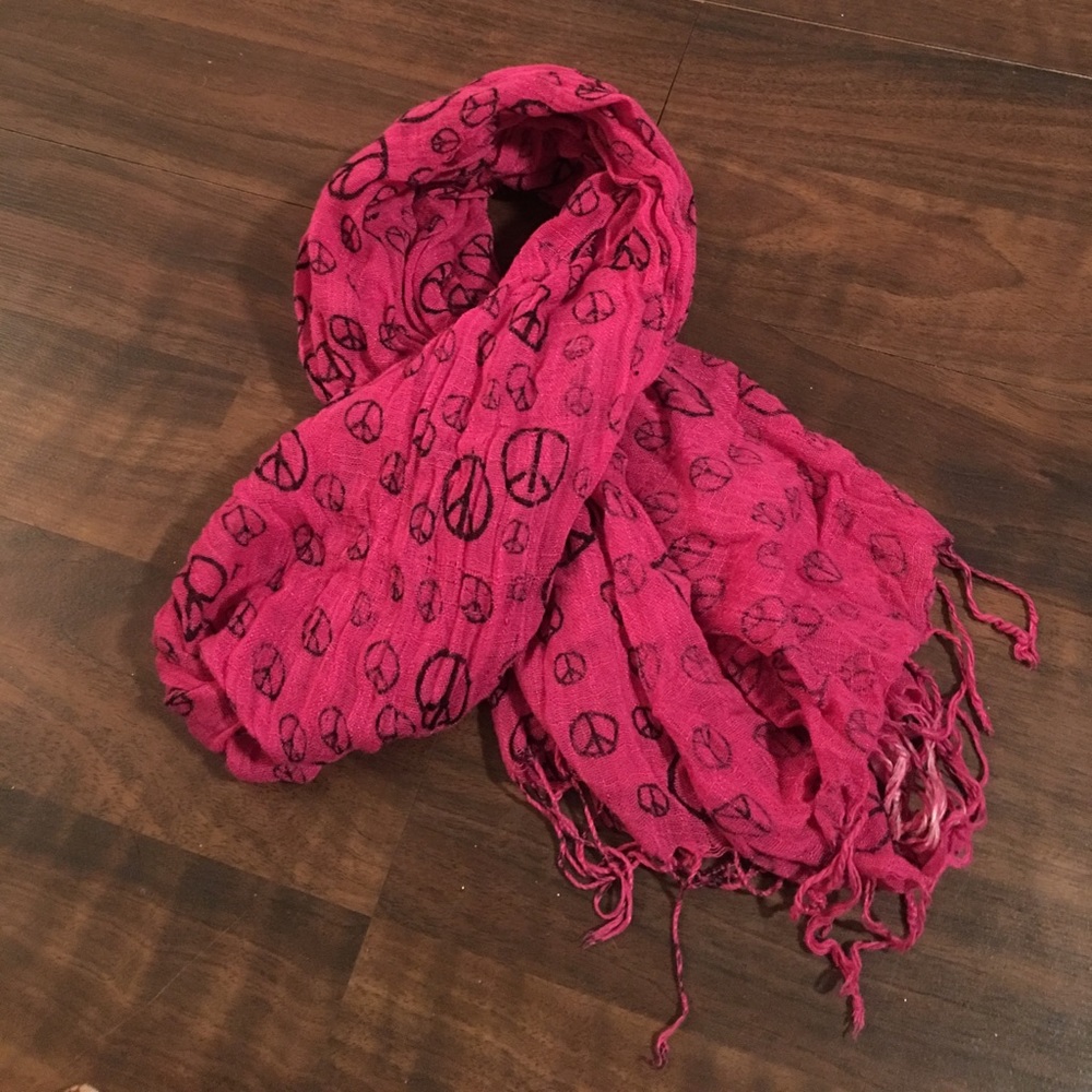 Pink scarf!!