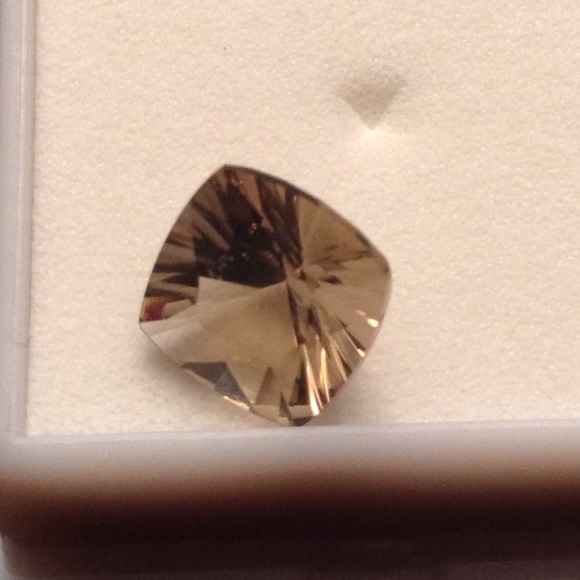 Latte Smoked Quartz - Picture 3 of 3