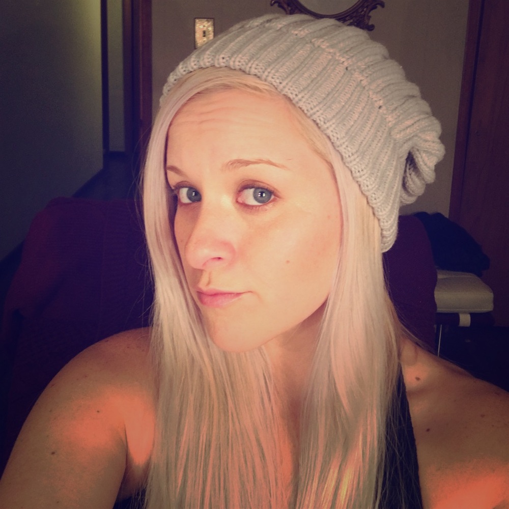 Grey beanie