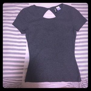 Divided H&M short sleeve keyhole top