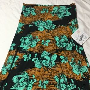 Stunning Floral Lularoe Maxi NWT