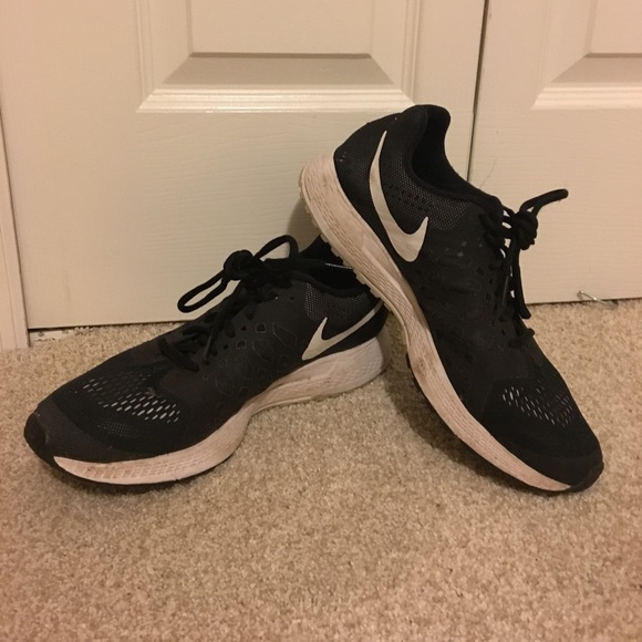 Nike Shoes - Black and white Nike Pegasus 31