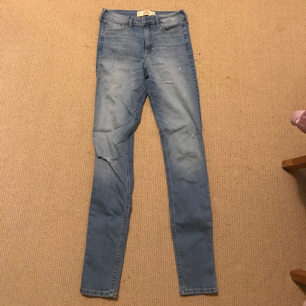 High rise Hollister jeans size 5