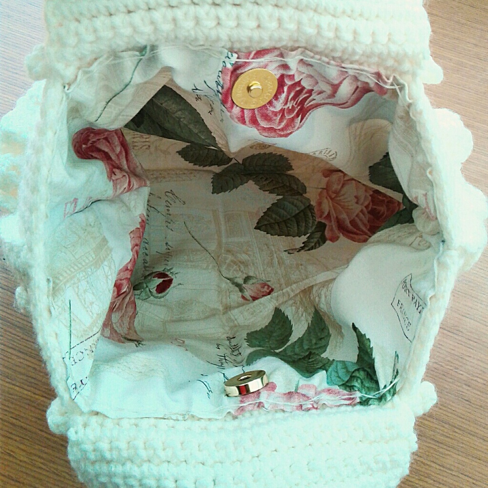 Crochet Raffle Purse - Picture 4 of 4