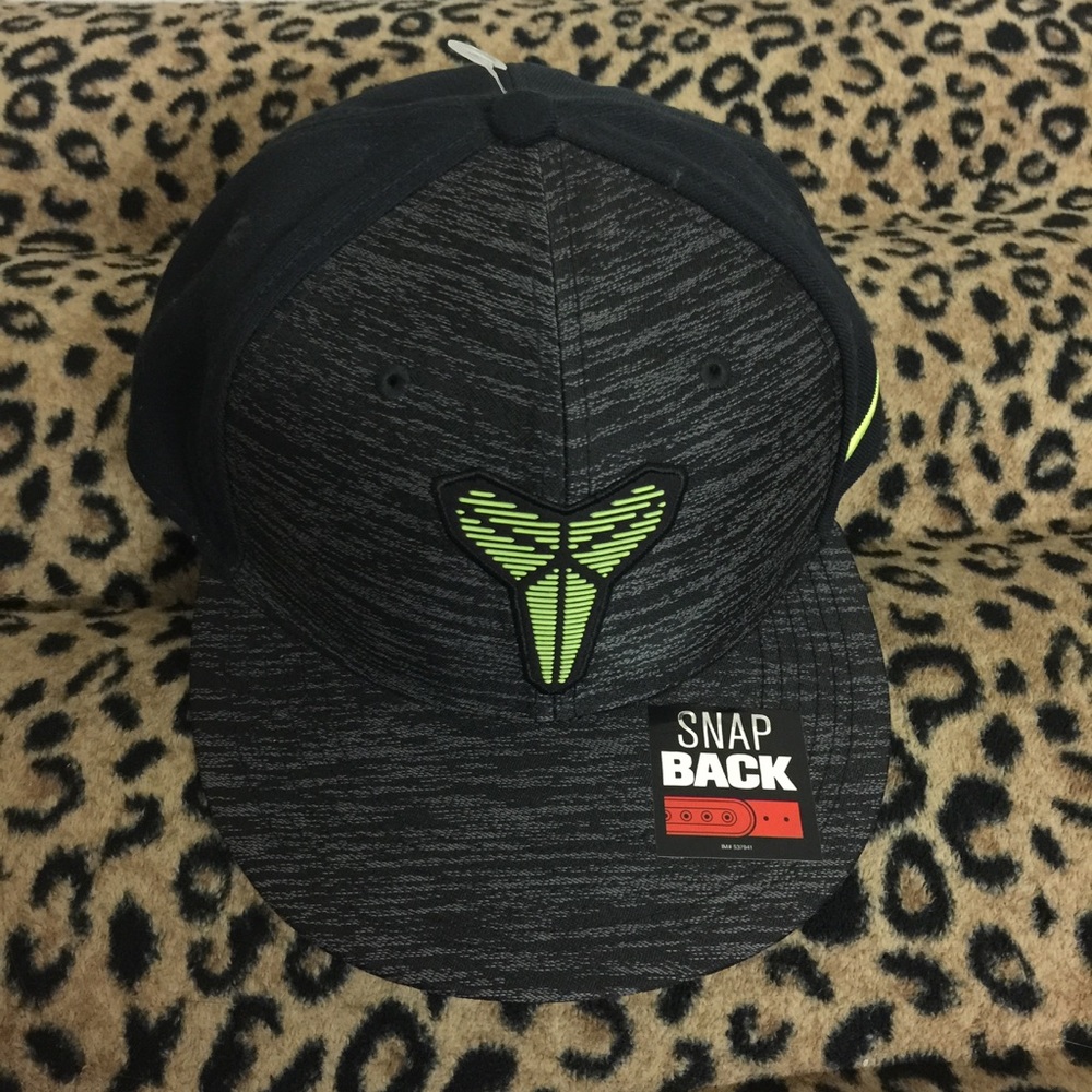 KOBE hat