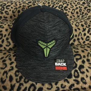 KOBE hat