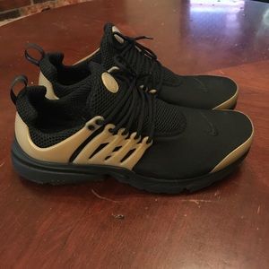 Nike Presto Gold/Blk. Size 10 Worn one time.