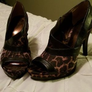 Leopard heels