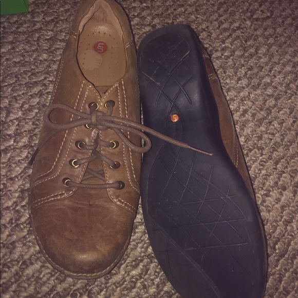 UnStructured Clark’s - Picture 2 of 3