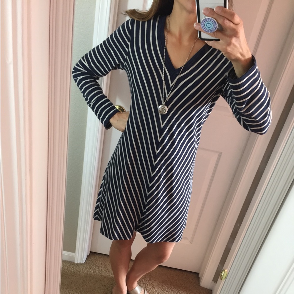 Max studio striped dress
