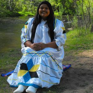 Meet your Posher, Lourdes