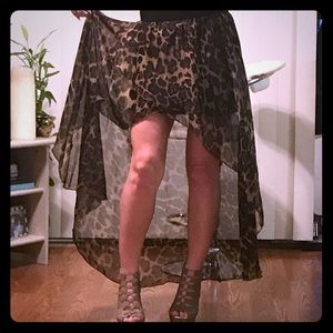 🌻Closet Clearout🌻Maxi leopard chiffon skirt