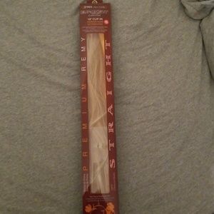 Euronext 18" clip in human hair extensions