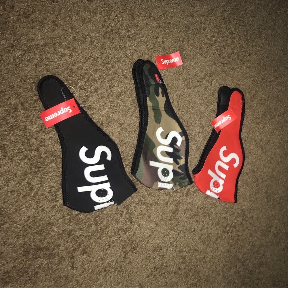 ✨Supreme Mask✨