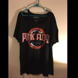 Pink Floyd tee with cut in right shoulder