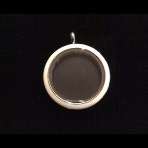 Origami Owl large twist Locket