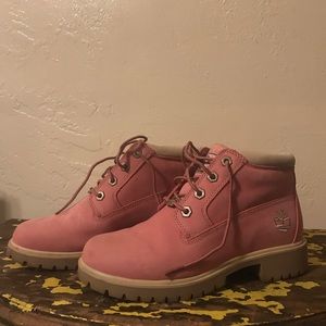 TIMBERLAND pink suede boots