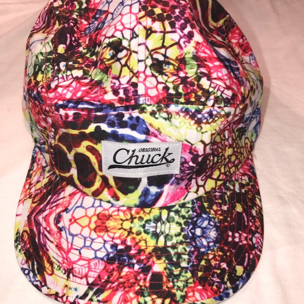 Multicolor Chuck hat