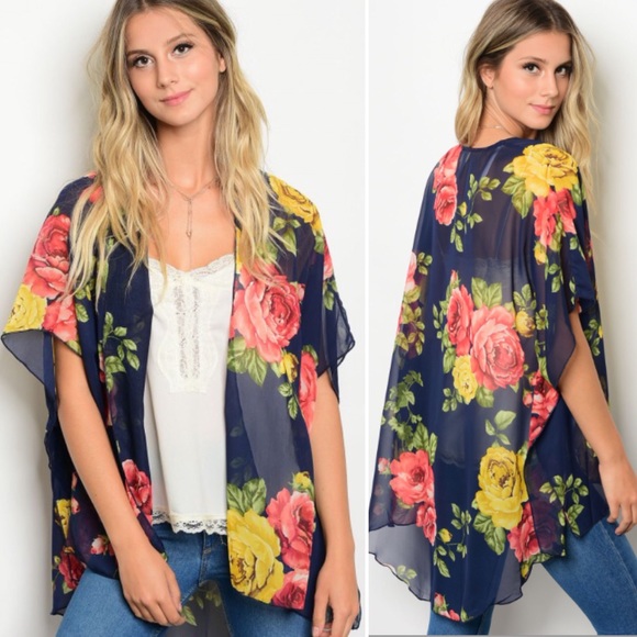 Tops - Last one! L/XL runs big Navy Floral Kimono