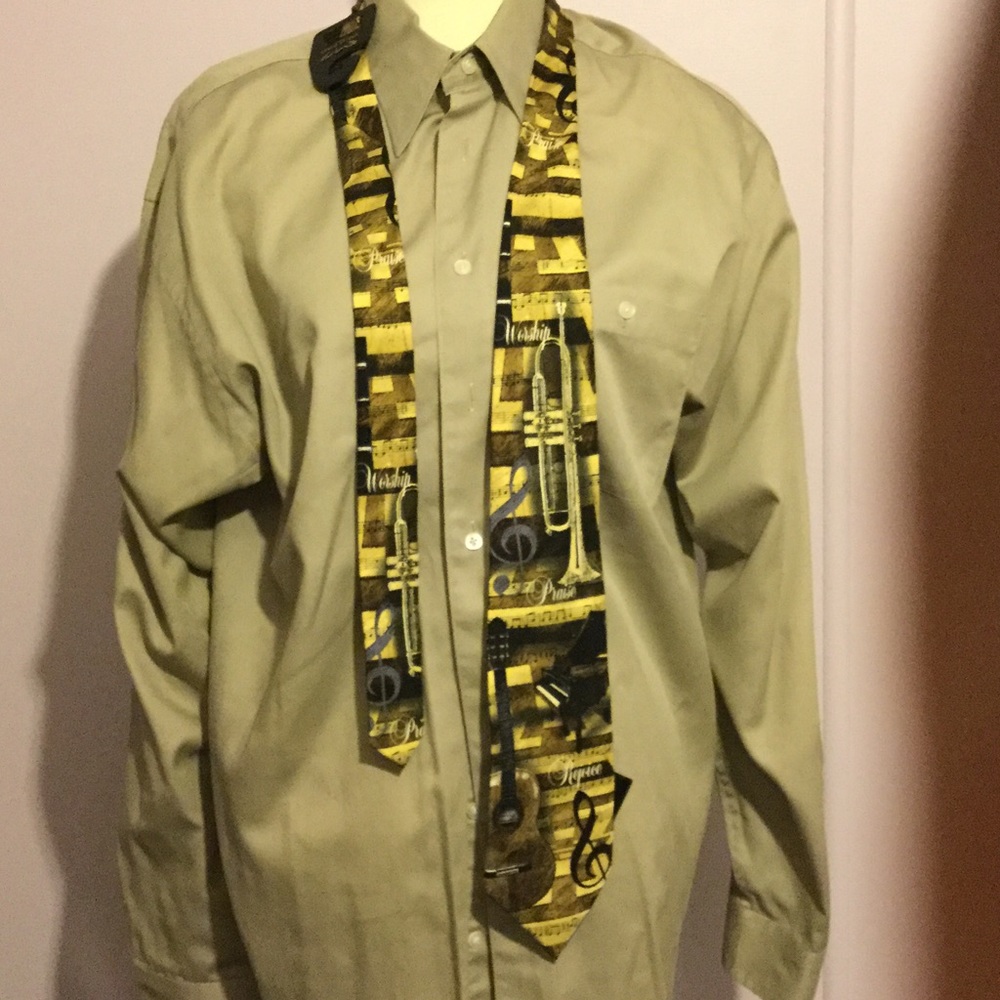 2pc Tall Men's Stafford dress shirt Size 17 36/37.