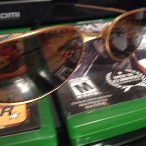 Calvin Klein sugglasses