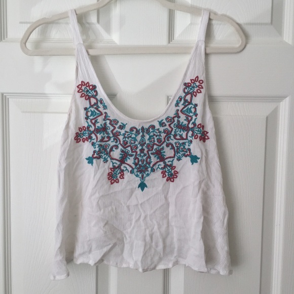 Embroidered white tank top - Picture 1 of 4