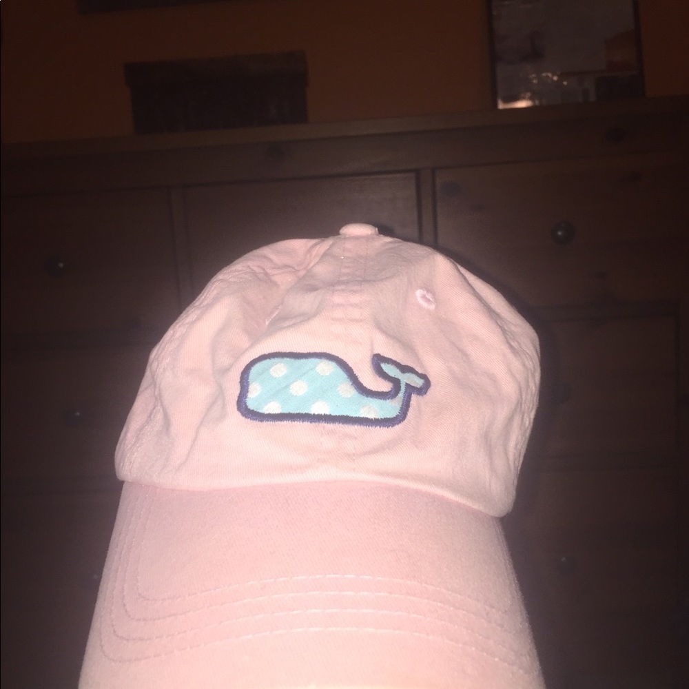 Vineyard Vines Baseball hat! 💙