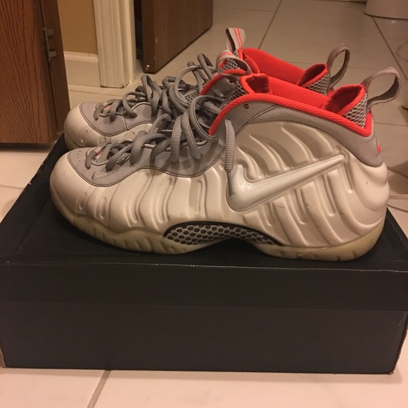 adidas Yeezy Foam RNNR Sand – YankeeKicks Online Yeezy foams