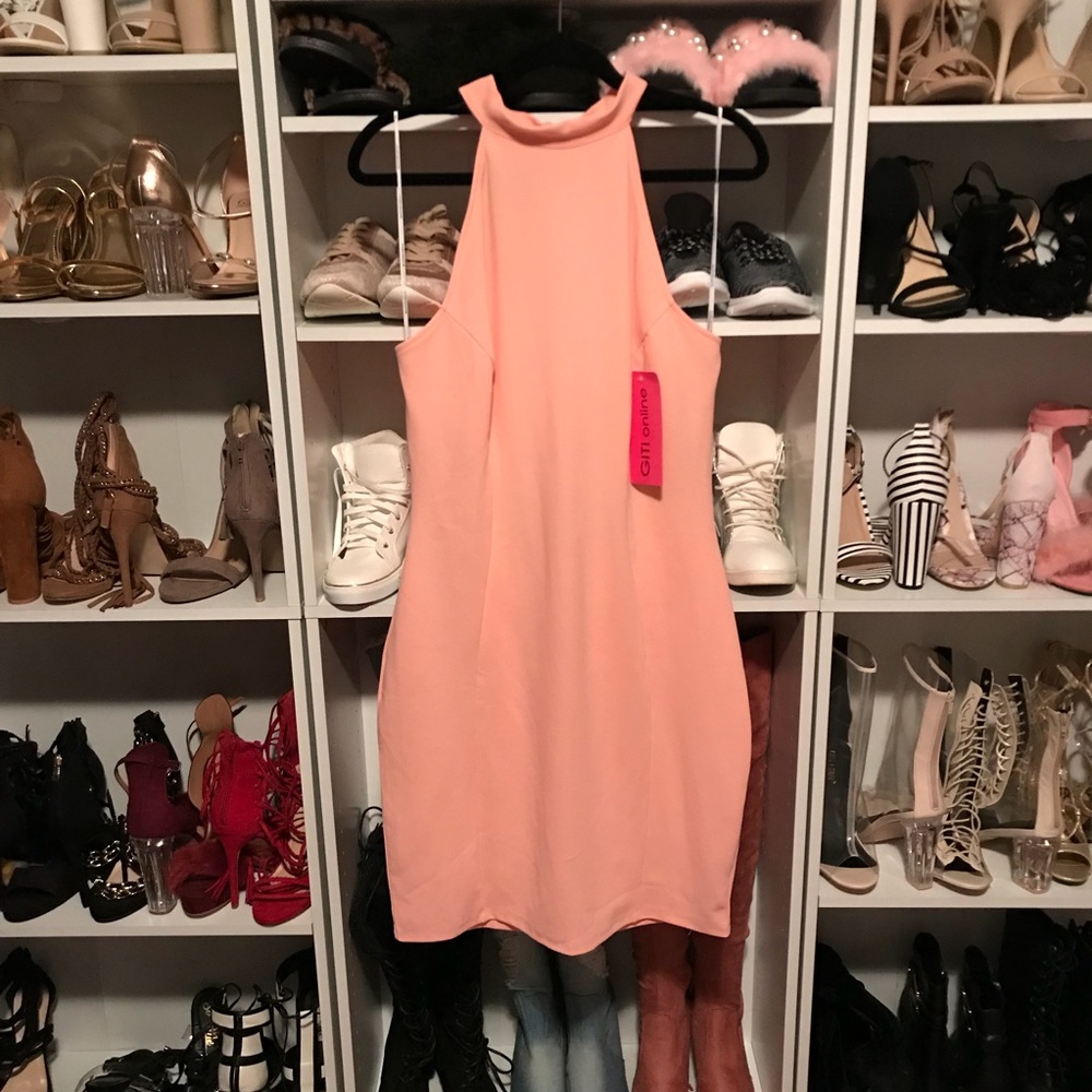 PLUS SIZE HIGH NECK STRETCH DRESS