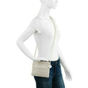 NWOT BlackThe SAK Original Crochet Crossbody