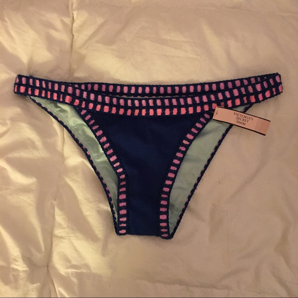 ✨VS Bikini Bottom✨