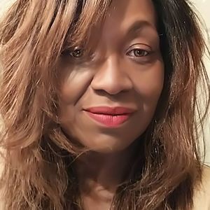 Meet your Posher, Carol