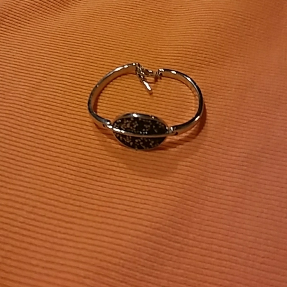 Women braclet