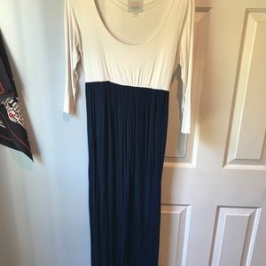 Maxi dress