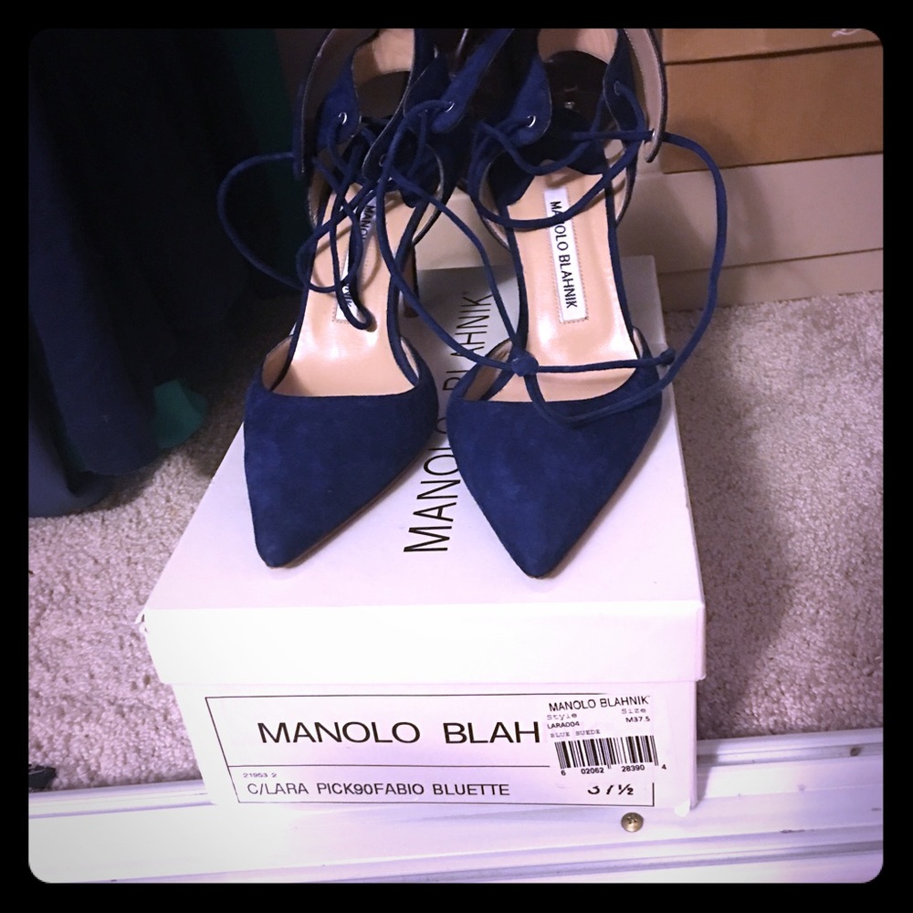 AUTHENTIC MANOLO BLAHNIK Lara Heels