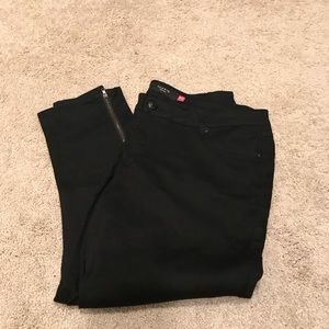 Torrid Cropped Jeans