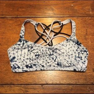 Lululemon Free to Be Wild Bra Sz 8