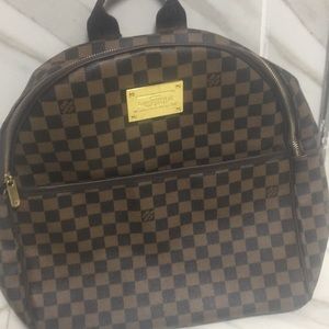 Purse backpack style