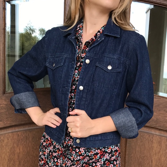 BCBGMaxAzria Jackets & Blazers - Sale🌿BCBG MaxAzria JEAN JACKET