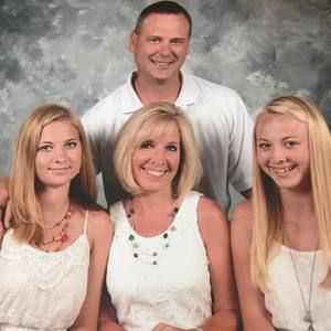 Meet your Posher, Sandy