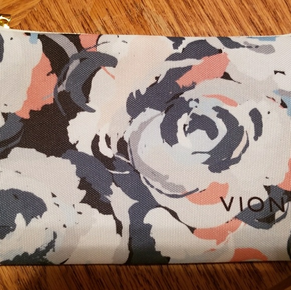 Vionic makeup or accessory bag - Picture 4 of 6
