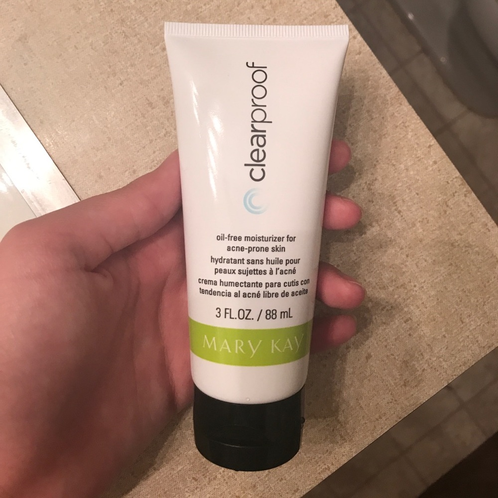 Mary Kay Clearproof Oil-Free Moisturizer