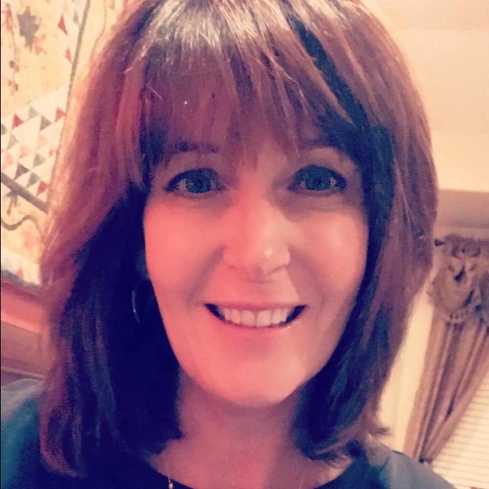 Meet your Posher, Jenn