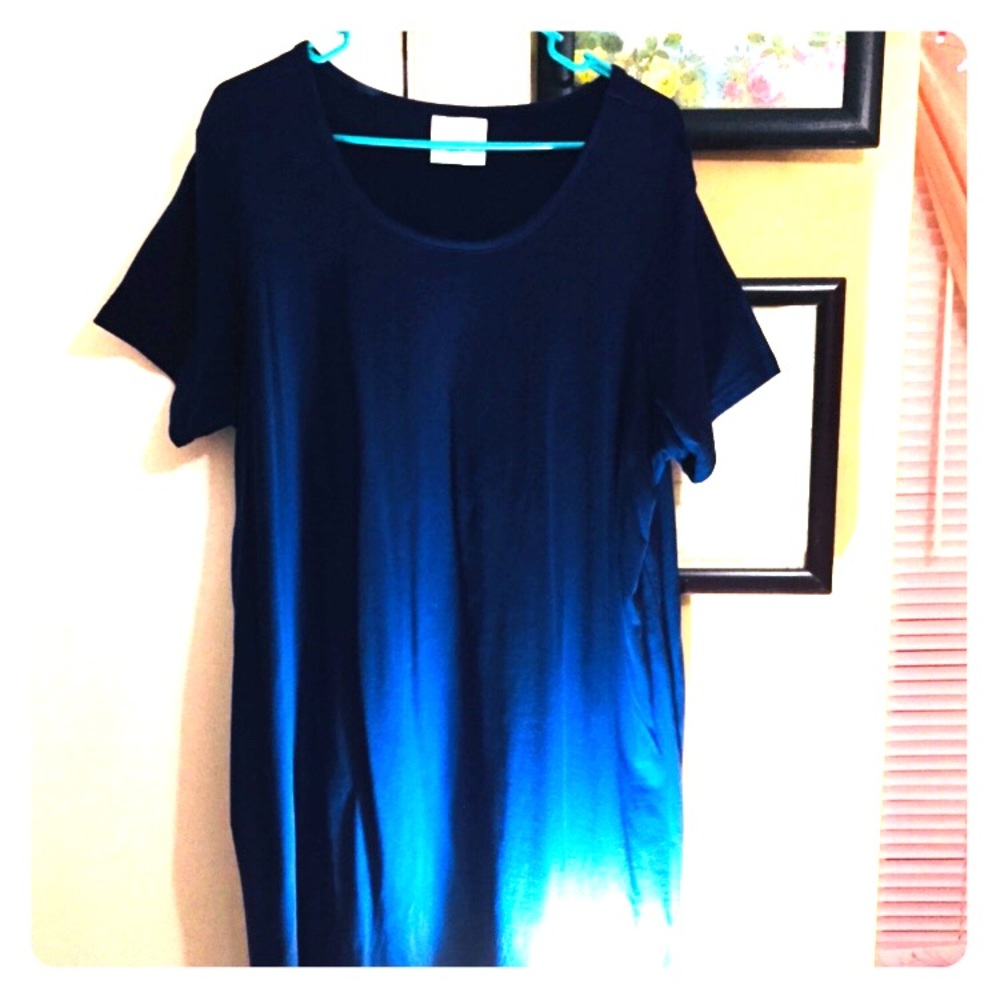 LWD NAVY SHIFT DRESS