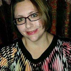 Meet your Posher, Deanna