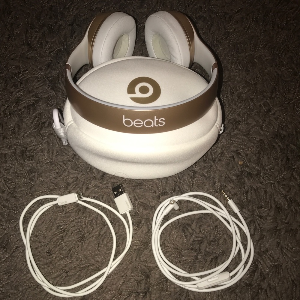 Beats Solo 3 Headphones