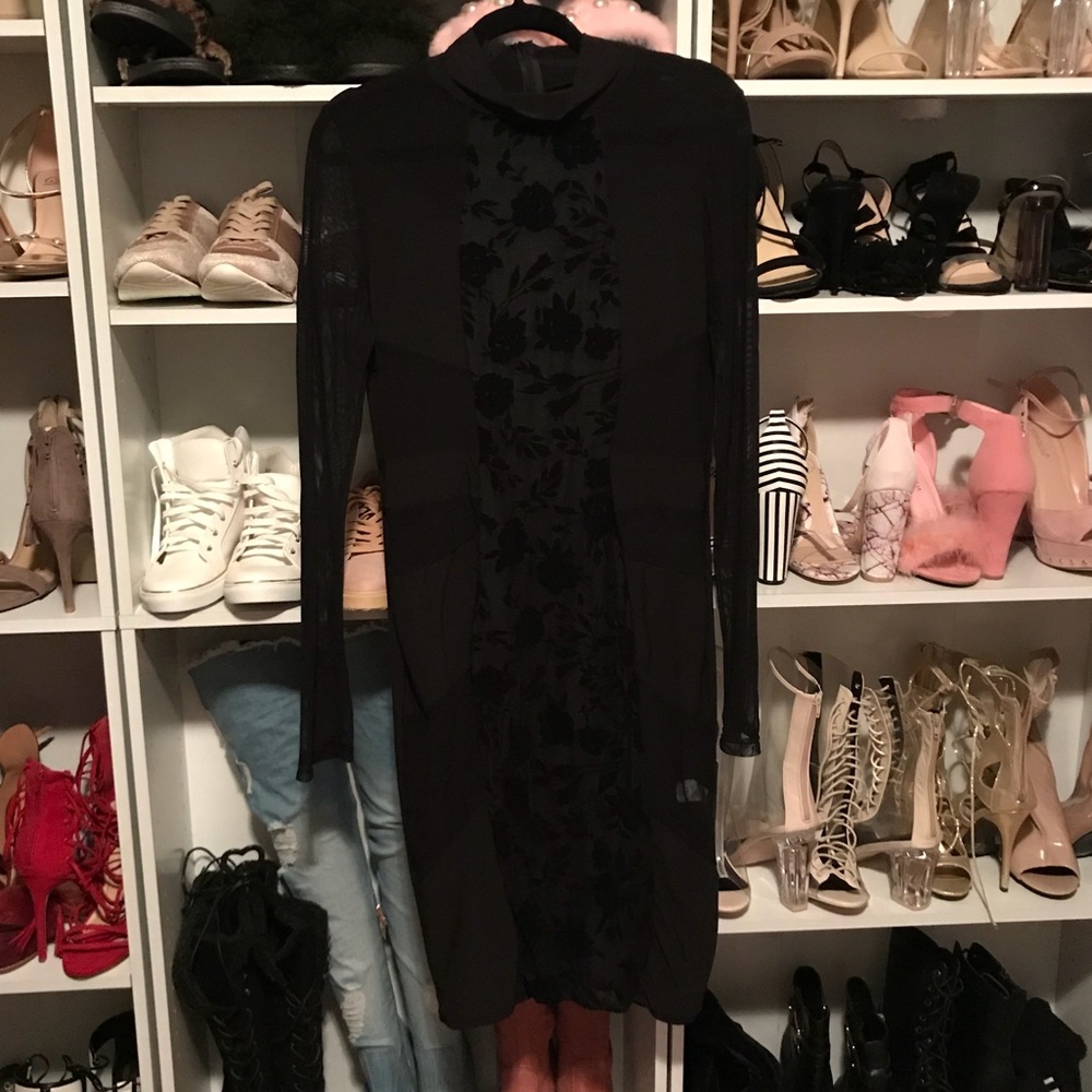 PLUS SIZE STRETCH FLORAL PANEL LONG SLEEVE DRESS